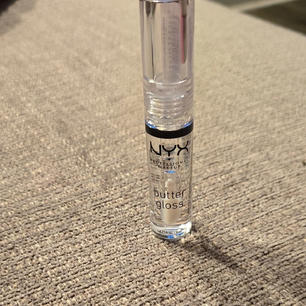 NYX White Lip Balm Gloss Makeup
